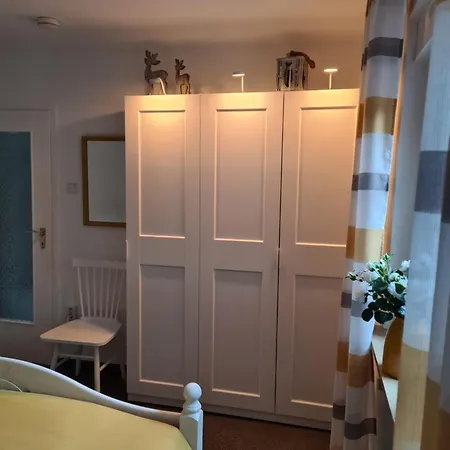 Cozy Basement In * Mettmann